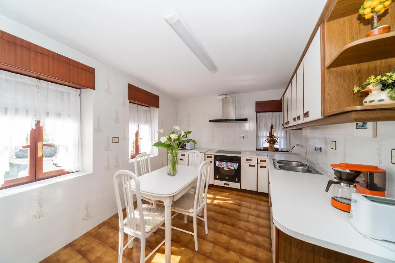 Altamira, Sea & Mountain Apartment Busturia 0*,